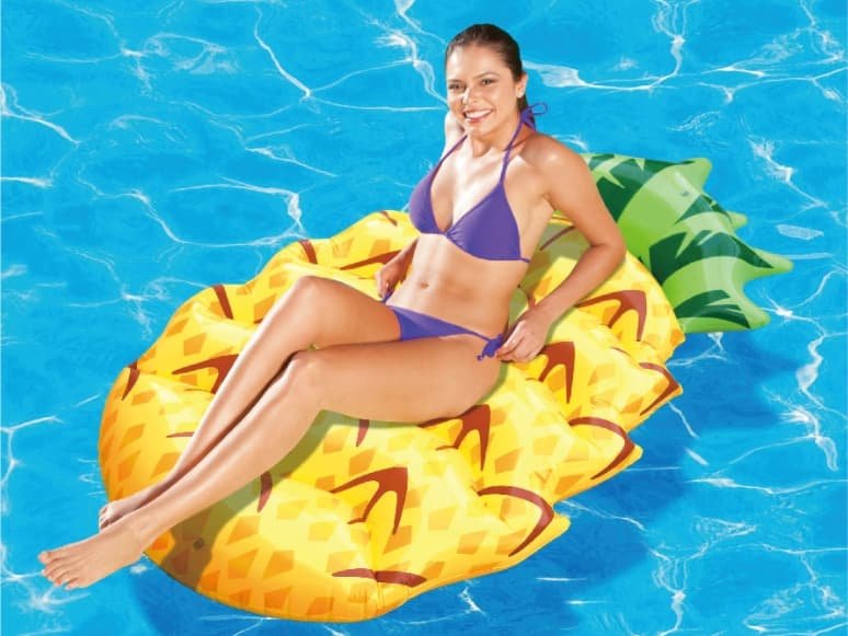 PRODUCT PHOTOGRAPH — Inflatable Pineapple Pool Float