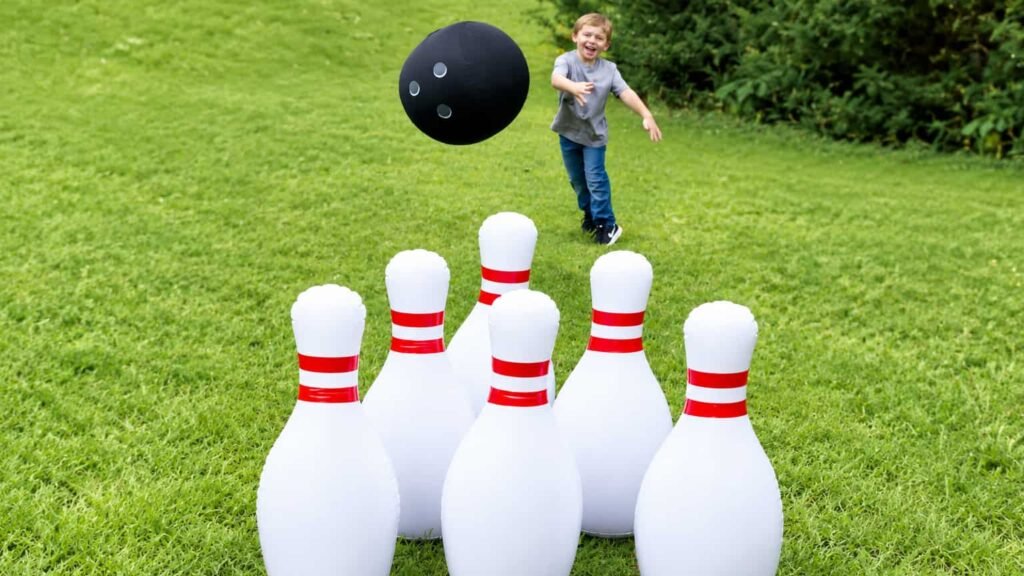 Inflatable bowling game set, COMCO model CO-GS-50103